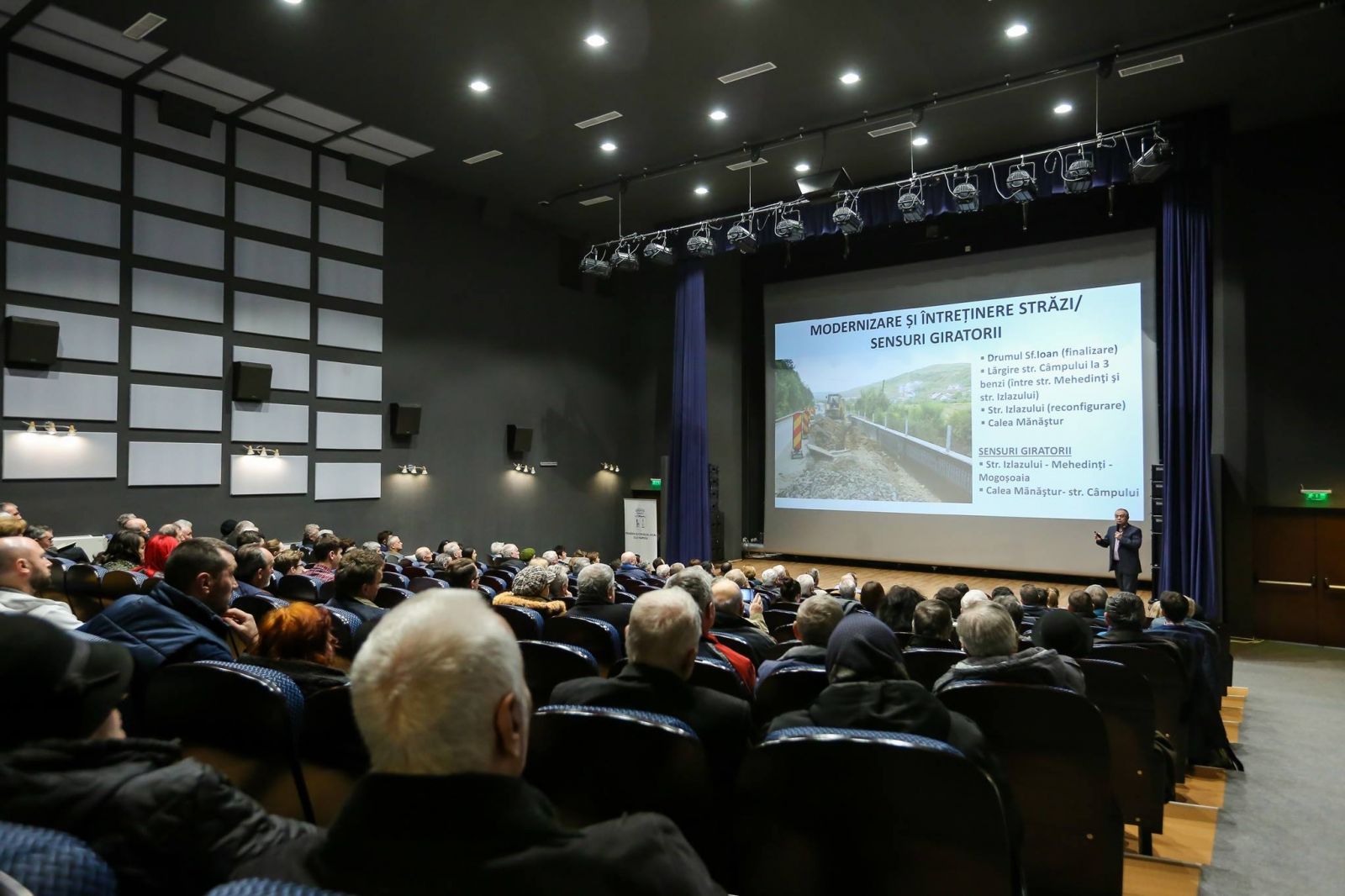 Proiectul de buget al municipiului Cluj-Napoca pentru 2017, dezbătut la Cinema Dacia cu locuitorii cartierului Mănăștur! Vârsta medie: 60+