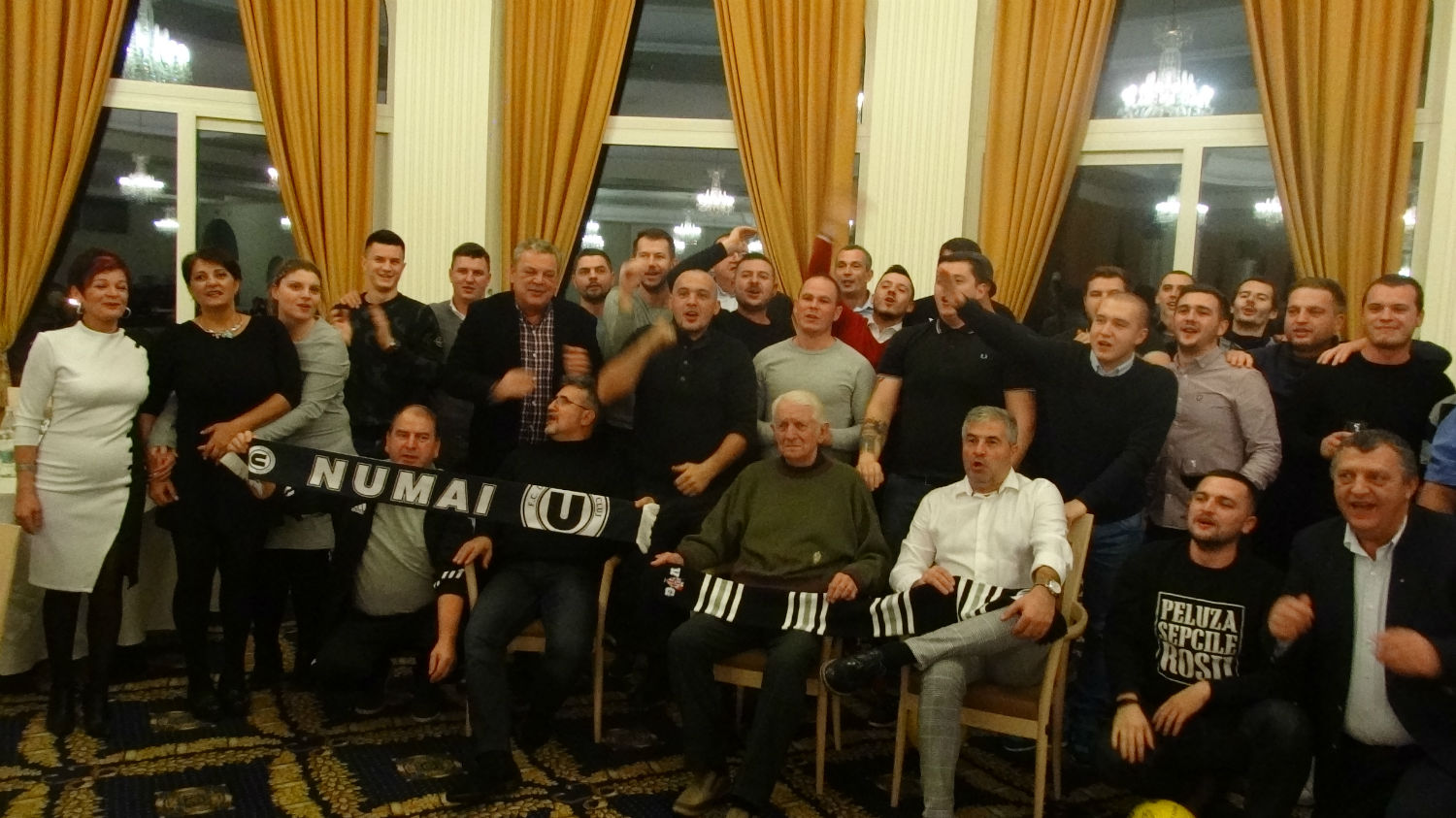 Familia Universităţii Cluj, împreună la final de an 2017! Clubul cu cei mai mulţi membri „socios” din România