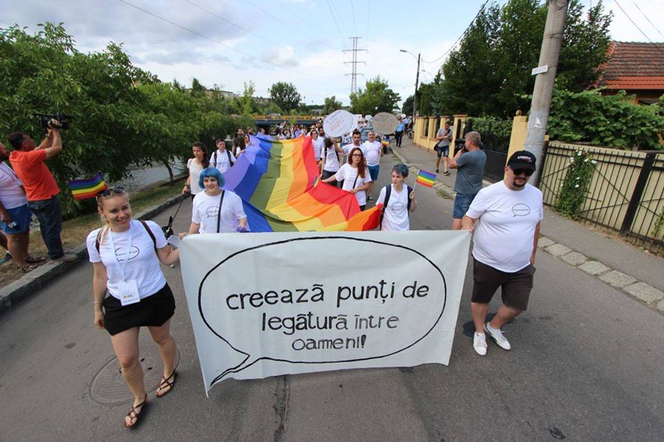 Întâlnirea comunităţii LGBT+ din Cluj, duminică, la Delirio Club