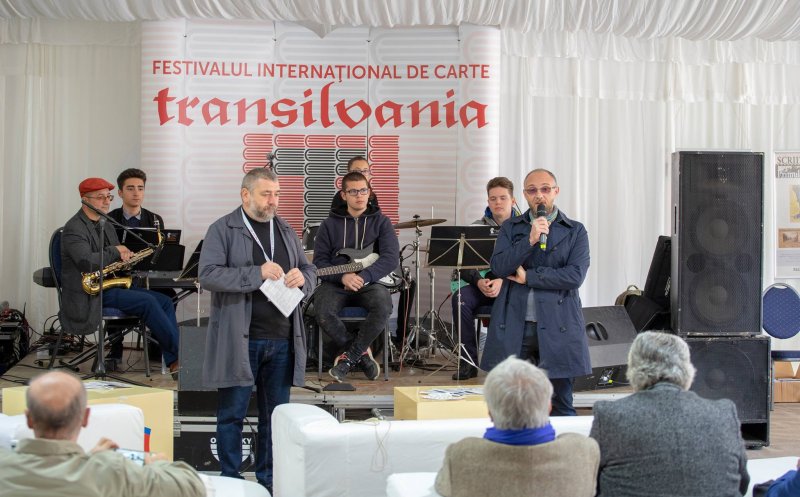 Festivalul Internaţional de Carte Transilvania a început astăzi la Cluj-Napoca
