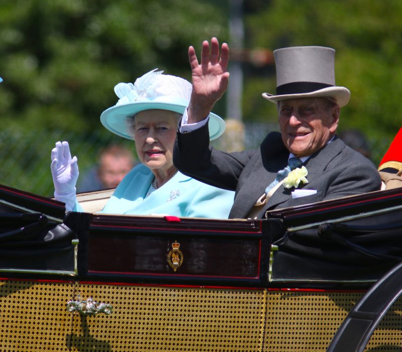 LONDRA: Prinţul Philip renunţă la permisul de conducere