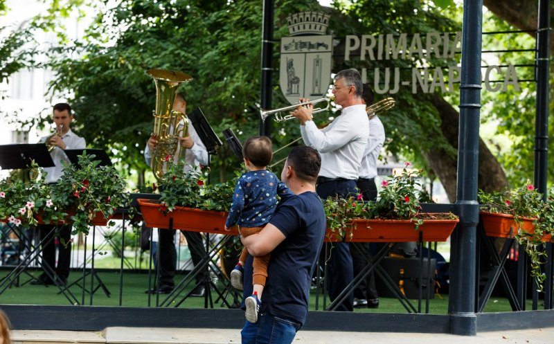 Concertele de fanfară din Parcul Central din Cluj-Napoca, amânate din cauza ploilor