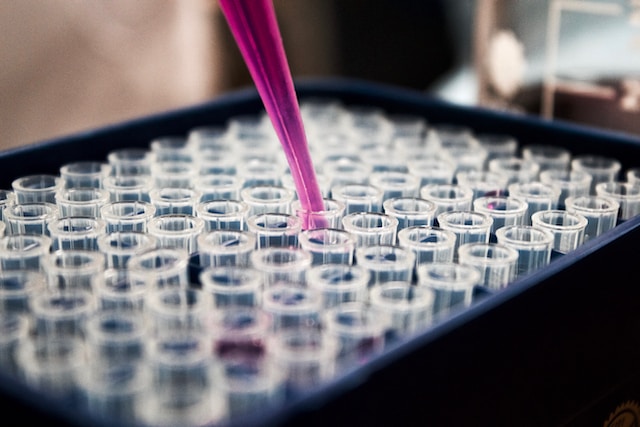 Cum trebuie echipat un laborator de diagnostic? Iată 8 dotări ce nu trebuie omise