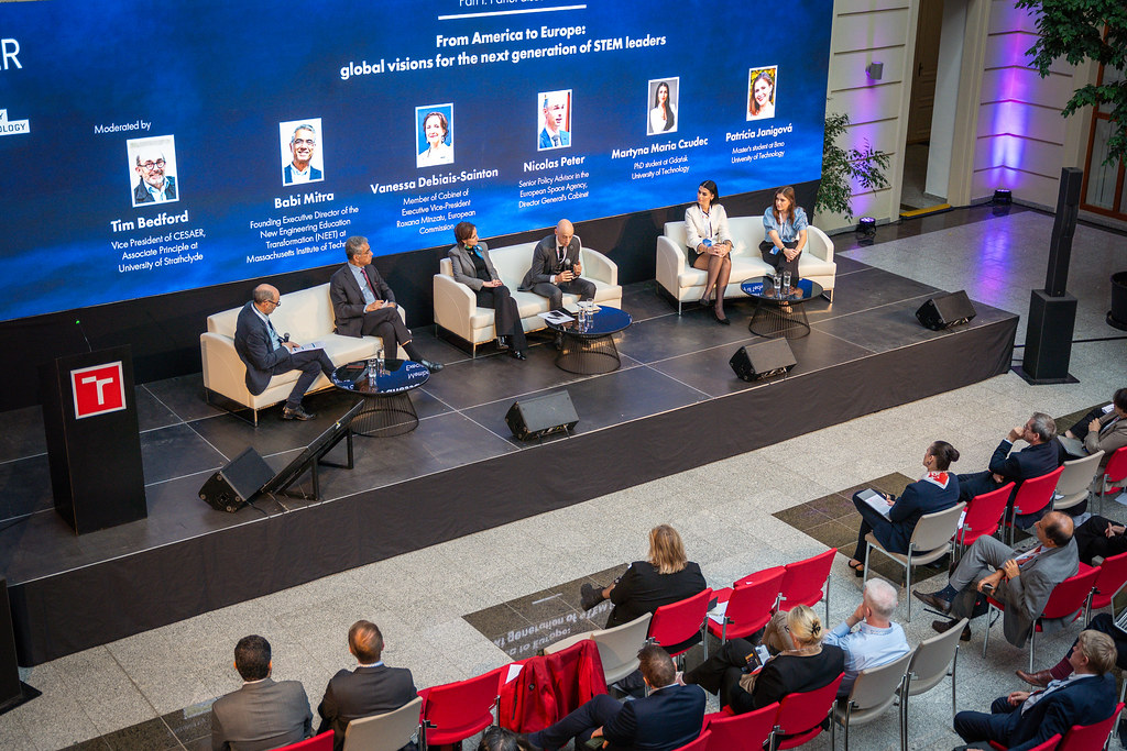 Universitatea Tehnică din Cluj-Napoca a devenit membră a CESAER – cea mai prestigioasă rețea europeană a universităților de știință și tehnologie